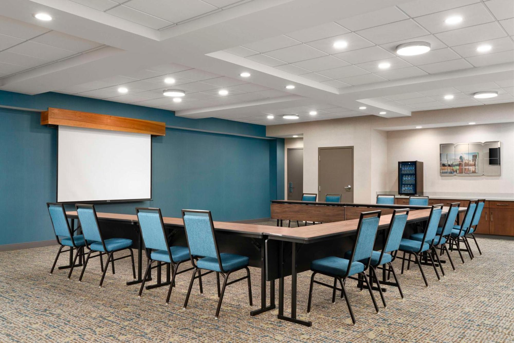 Hampton Inn Chicopee - Springfield Exterior foto