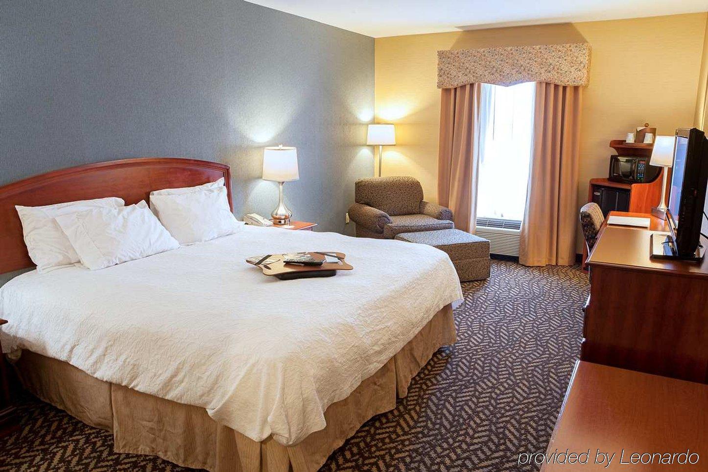 Hampton Inn Chicopee - Springfield Exterior foto