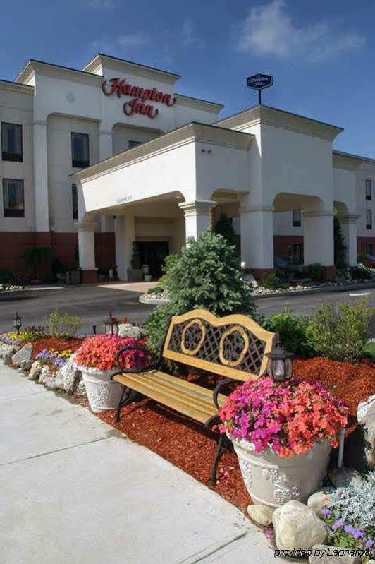 Hampton Inn Chicopee - Springfield Exterior foto